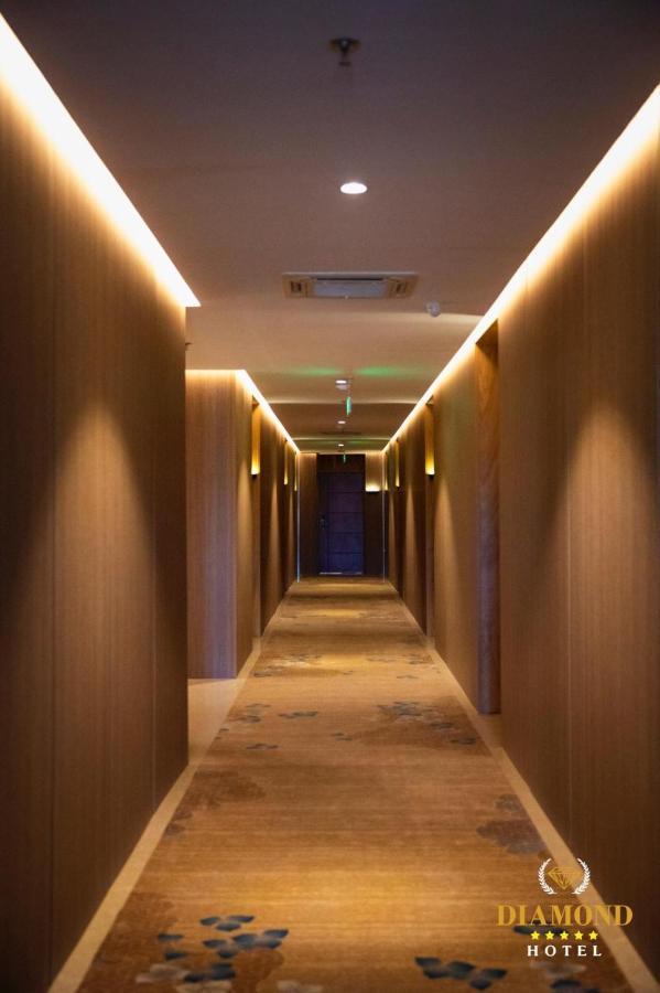 Hotel Diamond Prishtina Пристина Екстериор снимка A corridor in a hotel