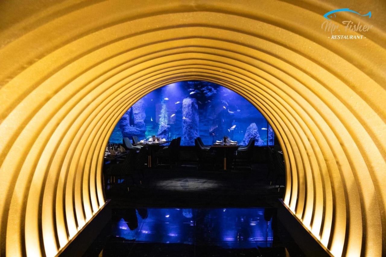 Hotel Diamond Prishtina Laplje Selo Екстериор снимка The tunnel