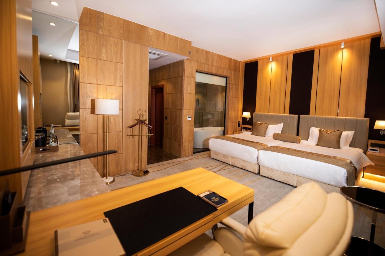 Hotel Diamond Prishtina Пристина Екстериор снимка Suite