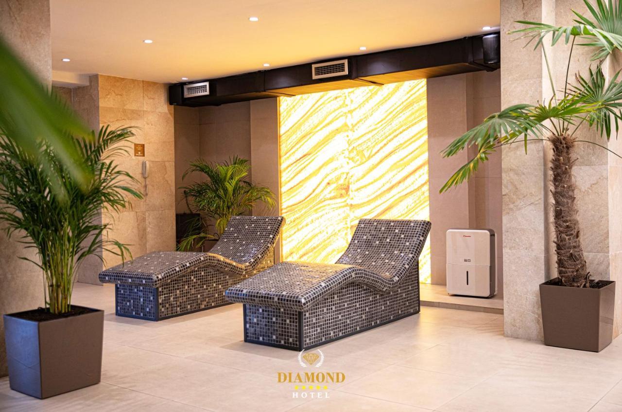 Hotel Diamond Prishtina Laplje Selo Екстериор снимка The Diamond Spa