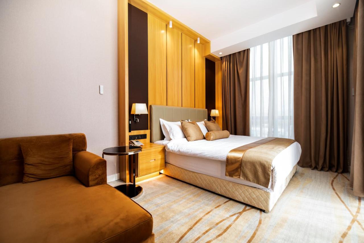 Hotel Diamond Prishtina Пристина Екстериор снимка A bedroom at the hotel