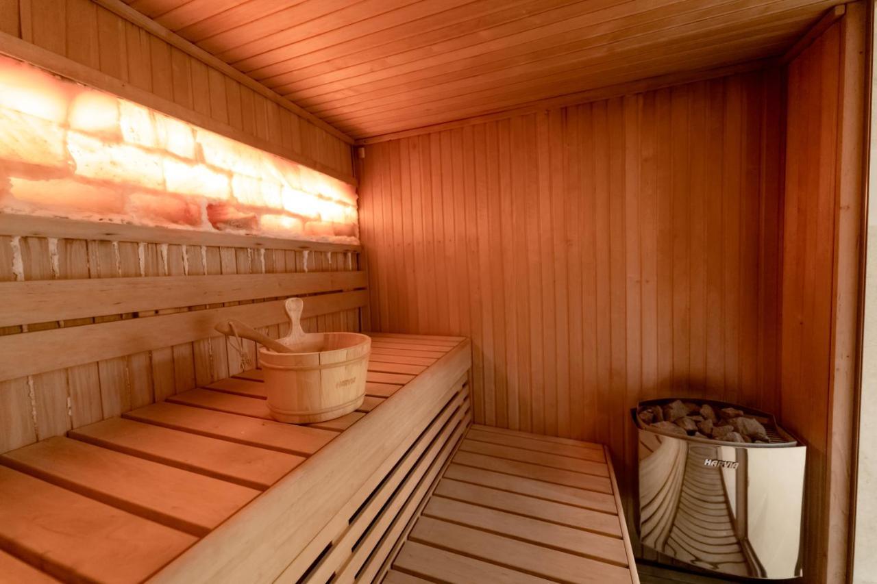 Hotel Diamond Prishtina Пристина Екстериор снимка A Finnish sauna