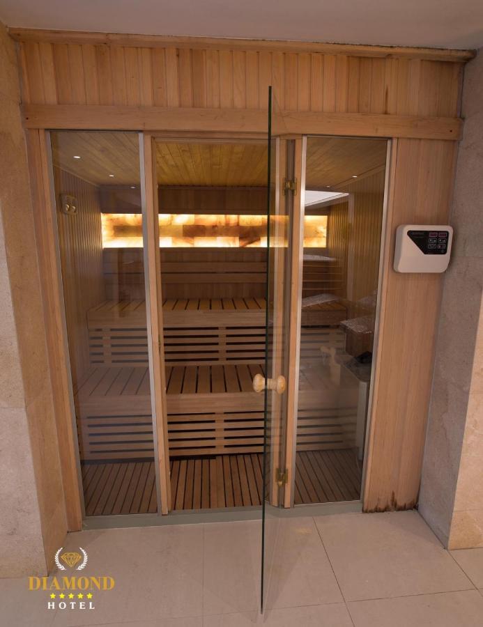Hotel Diamond Prishtina Пристина Екстериор снимка A modern Finnish sauna